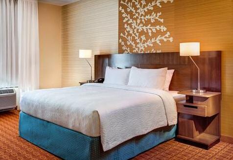 Fairfield Inn & Suites by Marriott Utica - Photo4