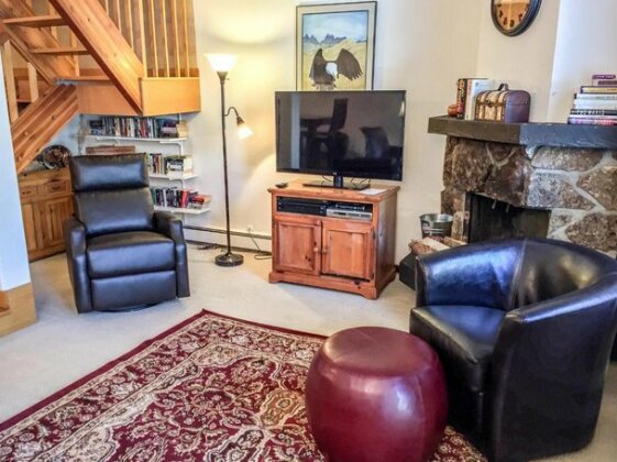 2 Bed + Loft Townhome In W Vail 1975 Placid Dr 24 Vail Co 81657 - Photo2