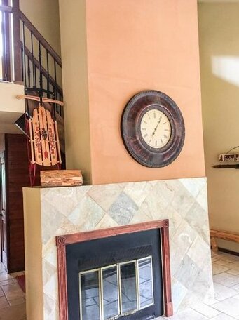 3 Bedroom Remodeled East Vail Condo 3e Hot Tub And Shuttle On Site - Photo4