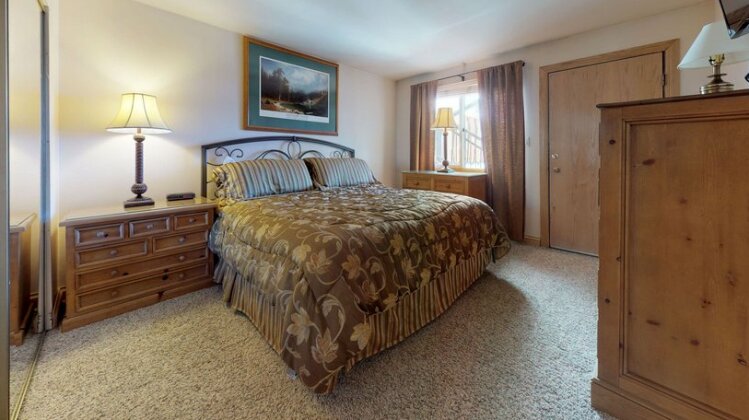 Enzian Condominiums by Destination Resorts Vail - Photo4