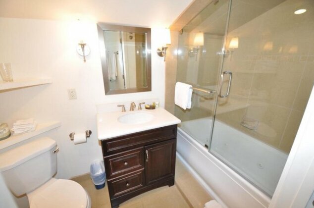 Spacious 1 Bedroom + Loft Remodeled East Vail Condo 7K Hot Tub & Market - Photo3