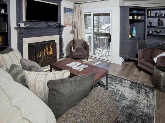 Vail 21 Condo 502 - Photo2