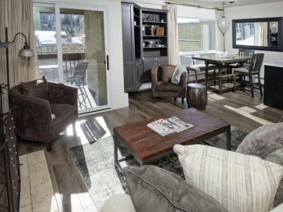 Vail 21 Condo 502 - Photo4