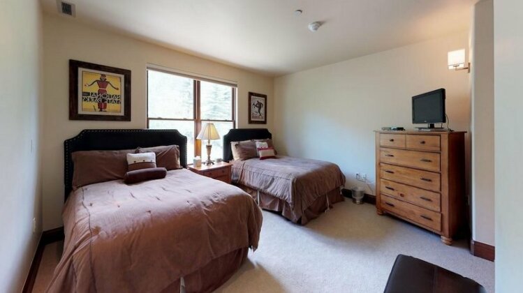 Vail Residences at Cascade Village - Photo2