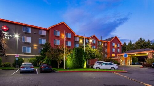 Best Western PLUS Vancouver Mall Hotel