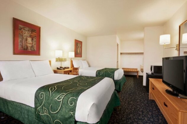 Travelodge by Wyndham Vaughn - Photo5