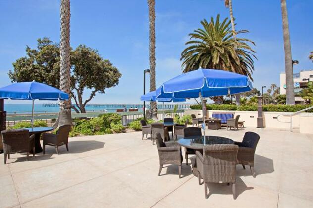 Crowne Plaza Hotel Ventura Beach - Photo5