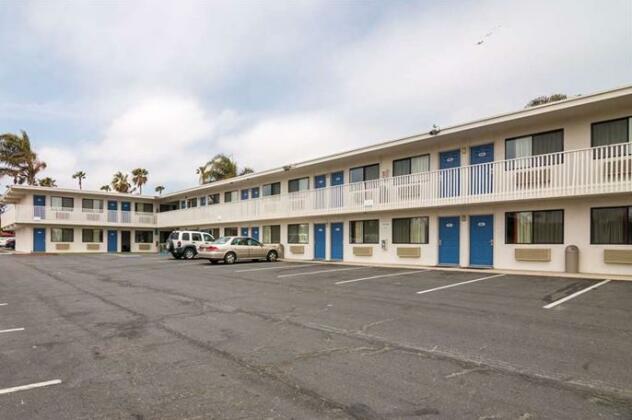Motel 6 Ventura Beach - Photo2