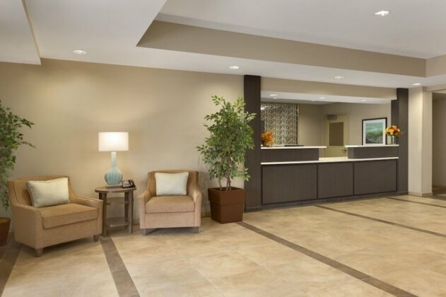 Candlewood Suites Vestal - Binghamton - Photo4