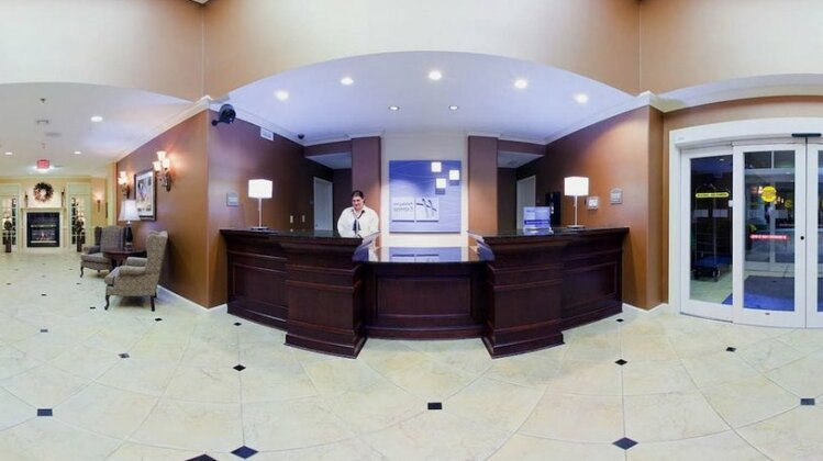 Holiday Inn Express Hotel & Suites Binghamton University-Vestal - Photo5