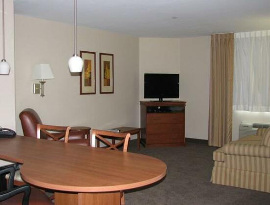 Candlewood Victoria - Photo2