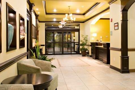 Holiday Inn Express & Suites Victoria - Photo3