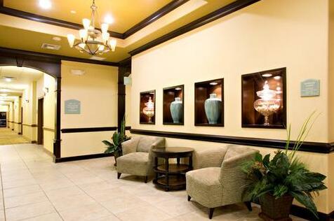 Holiday Inn Express & Suites Victoria - Photo4