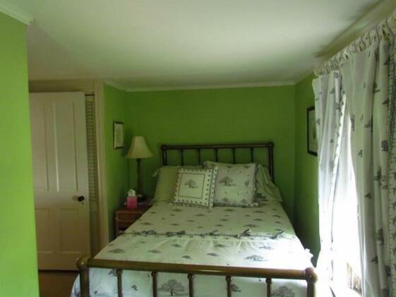 Lorraine Parish Bedroom Suites - Photo2