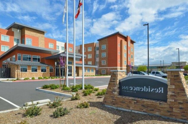 Residence Inn Visalia