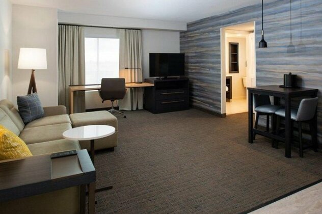 Residence Inn Visalia - Photo2