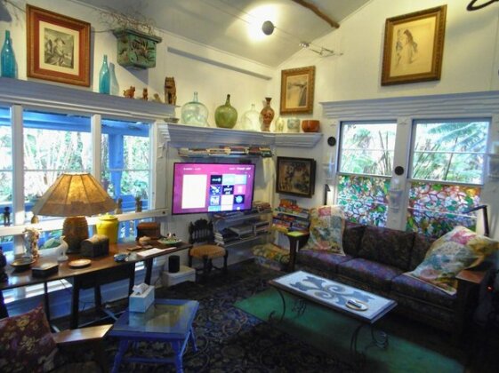 Upcountry Volcano Mountain Cottage - Photo3