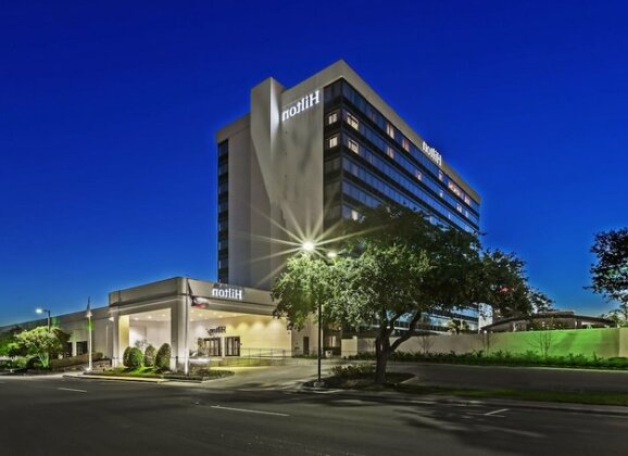 Hilton Waco - Photo2