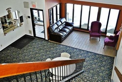 Waconia Inn and Suites - Photo4