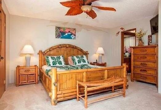 Maui Kamaole b-204 1 bedroom condo by RedAwning