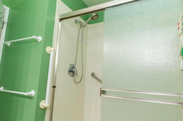 S Kihei Condo 117 1 Bedroom 1 Bathroom Condo - Photo5