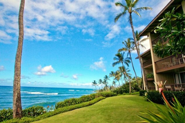 Wailua Bay View Resort by Condominium Rentals Hawaii - Photo2