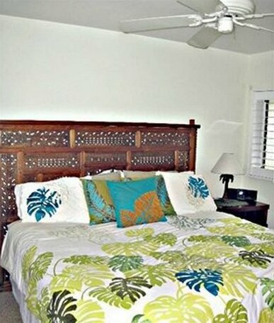Wailua Bay View Resort by Condominium Rentals Hawaii - Photo5