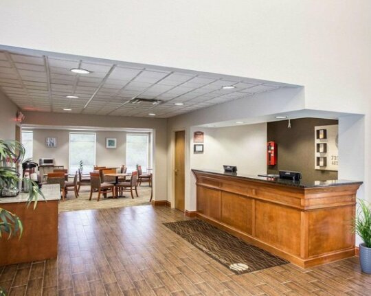 Comfort Inn & Suites Walterboro - Photo5