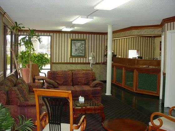 Palms Inn and Suites - Photo4