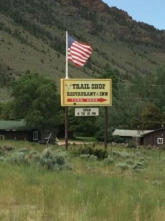 Trail Shop Inn