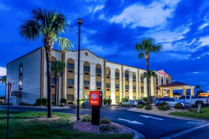 Comfort Suites near Robins Air Force Base