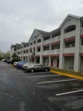 Intown Suites Extended Stay Warner Robins
