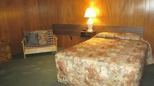 Anthony's North Country Lodge and Motel - Photo3