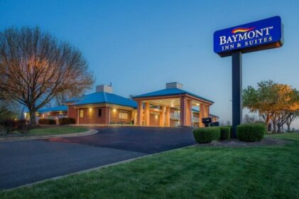 Baymont by Wyndham Warrenton Hotel