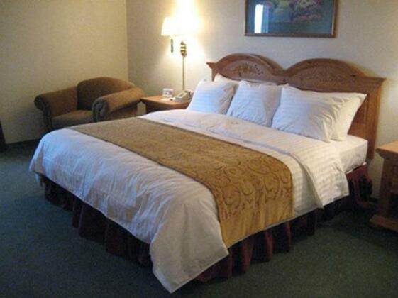 GrandStay Hotel and Suite Waseca - Photo4