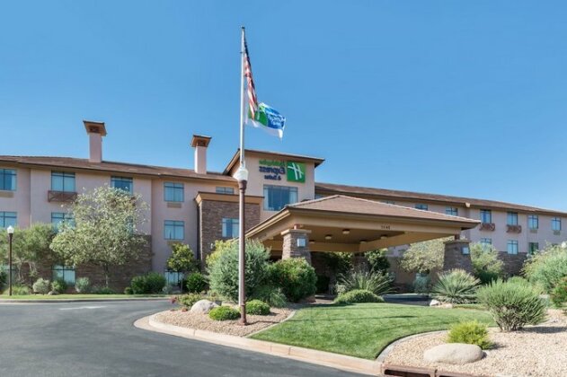 Holiday Inn Express Hotel & Suites St George North-Zion