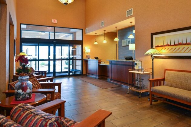 Holiday Inn Express Hotel & Suites St George North-Zion - Photo3