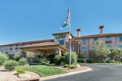 Holiday Inn Express Hotel & Suites St George North-Zion