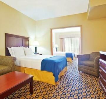Holiday Inn Express Hotel & Suites Waukegan Gurnee