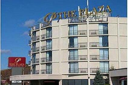 Plaza Hotel & Suites
