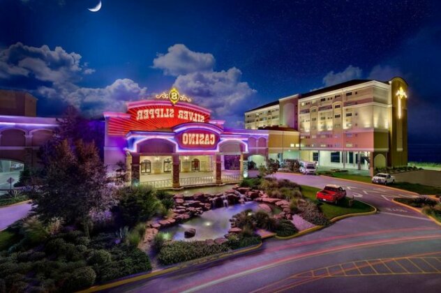 Silver Slipper Casino Hotel - Photo2