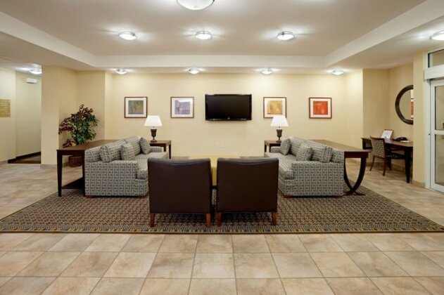 Candlewood Suites Weatherford - Photo2