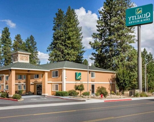 Quality Inn & Suites Weed - Mount Shasta - Photo2
