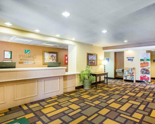 Quality Inn & Suites Weed - Mount Shasta - Photo4