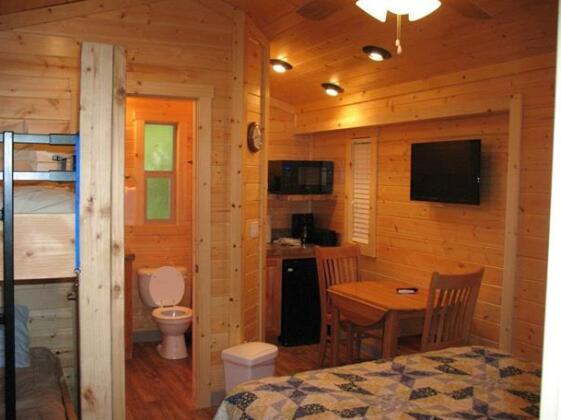 Mount Hood Village Deluxe Cabin 7 - Photo4