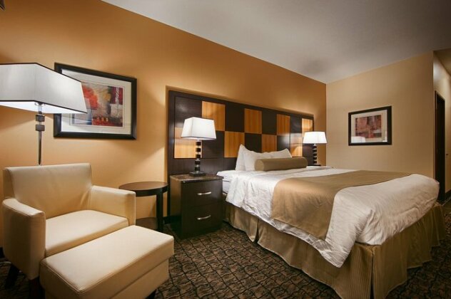 Best Western Plus - Wendover Inn - Photo2