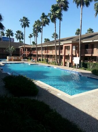 Palm Aire Hotel and Suites Weslaco