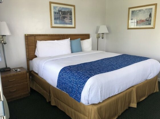 Travelodge by Wyndham Cape Cod Area - Photo5