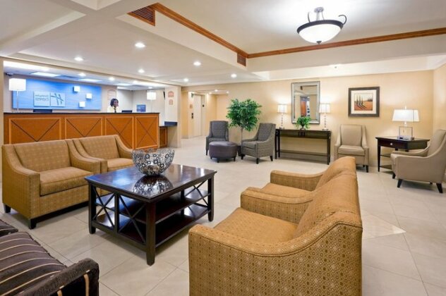 Holiday Inn Express & Suites West Long Branch - Eatontown - Photo5
