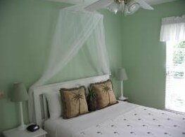 Coco Palm Cottage Vacation Home - PBV 117723 - Photo2